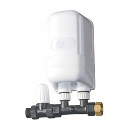 Przepływowy ogrzewacz wody Dafi z przyłączem 7,3kW