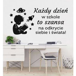 Każdy dzień w szkole to szansa...- naklejka