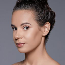 PÜR 4-in-1 Pressed Mineral Makeup SPF15 prasowany puder