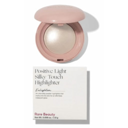 Rare Beauty Positive Light Silky Touch Highlighter Mesmerize