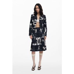 Plisowana spódnica midi z wzorem gazetowym