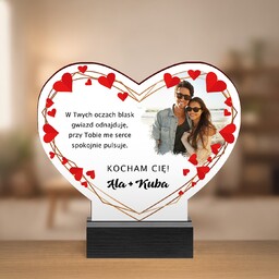 Drewniana statuetka z nadrukiem dla niej niego