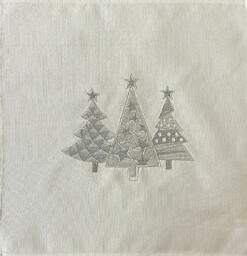 Serwetka świąteczna kwadratowa zdobiona haftem w srebrne choinki