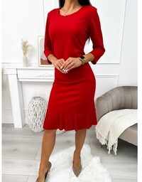 Czerwona Sukienka z Plisowaną Falbanką