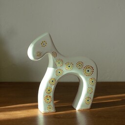 Pakamera Figurka konik