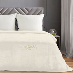Pierre Cardin Koc narzuta 160x220 Clara 1 700g/m2