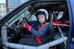 Jazda co-drive Seicento po torze Wiele lokalizacji
