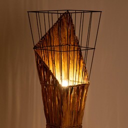 NOWA GmbH Lampa stojąca Rinca, druciany klosz