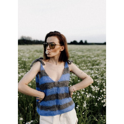 Pakamera Top z alpaki i jedwabiu little blue