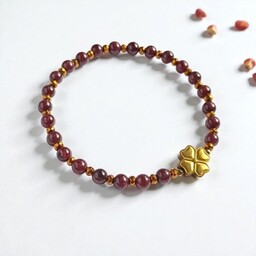 Pakamera Na szczęście : granat, hematyt : czterolistna