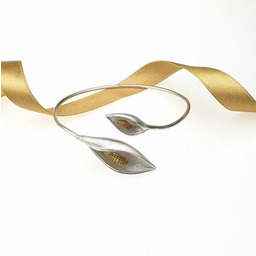 Bransoletka srebrna - Satynowa lilia mała