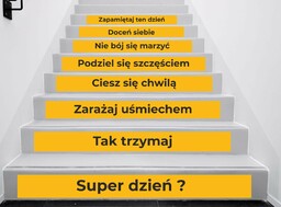 Naklejki na schody: Super Dzień?