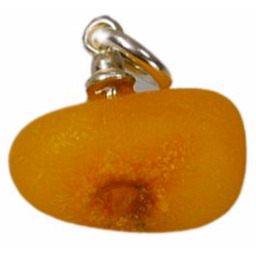 Wisior z mlecznego bursztynu