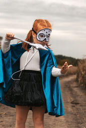 Tiulowa spódniczka z falbanami "Czarna tutu" - 1-2l