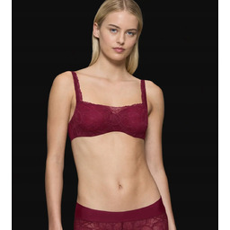 Body Make-Up Illusion Lace Balconette 70D