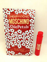 Moschino Cheap And Chic Chic Petals, Próbka perfum
