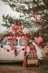 Welwetowa girlanda dekoracyjna półksiężyce "Czerwona krateczka"