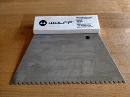 Wolff - Szpachla do kleju B 3 -