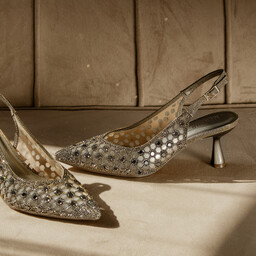 Czółenka bez pięty z kryształkami - MENBUR AM72871