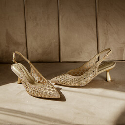 Czółenka bez pięty z kryształkami - MENBUR AM72800