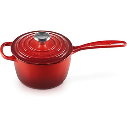 Le Creuset Signature Żeliwny rondel z uchwytem odpornym