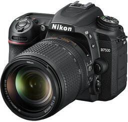 Nikon Lustrzanka D7500 + Nikkor 18-140/3,5-5,6G ED VR