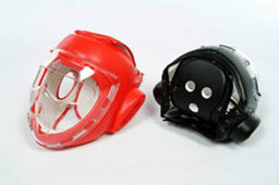 Biały kask z maską - sztuczna skóra