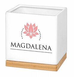 Personalizowana doniczka kwadratowa z napisem dla niej