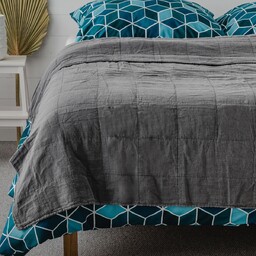 Narzuta Meade 200x220 cm z motywem geometrycznym