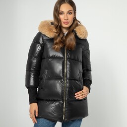Damska kurtka z futrzanym kapturem czarna