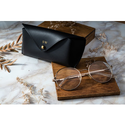 Skórzane etui na okulary Solier SA37 czarne