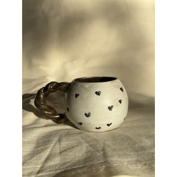 Pakamera Kubek biały w serduszka