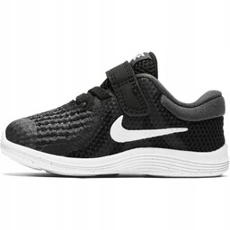 Dziecięce buty Nike Revolution 4 22