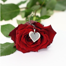 Zawieszka z sercem duża szara - Ślady miłości