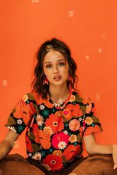 Koszulka FLOW "Picnic with flowers" - L