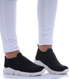 Wsuwane czarne buty sportowe