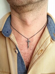 Wisiorek srebrny z krzyżem - Cross II szary