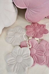 Girlanda dekoracyjna welwetowa kwiaty "Cukierkowy bukiet"