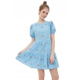 TRENDYOL NIEBIESKA SUKIENKA Z HAFTEM I BUFIASTYMI RĘKAWAMI