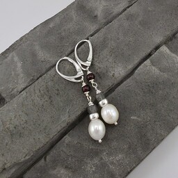 Pakamera Kolczyki srebrne z perłami, labradorytem, granatem