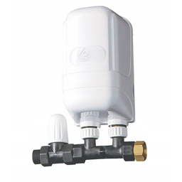 Przepływowy ogrzewacz wody Dafi z przyłączem 3,7kW