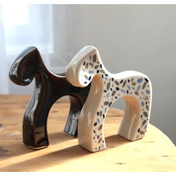 Pakamera Figurka konik