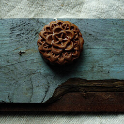 Szampon w kostce z Karobem