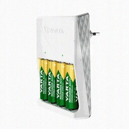 Ładowarka Varta Plug Charger Z Akumulatorami R6
