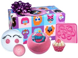 BOMB COSMETICS SET Bomb Babes kule do kąpieli