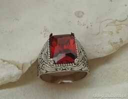 GENTLEMAN srebrny sygnet z granatem