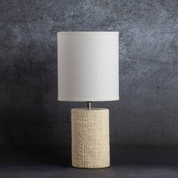 Lampa AGIS na ceramicznej podstawie z wytłaczanym wzorem
