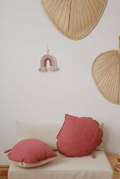 Lniana poduszka dekoracyjna liść "Goji"