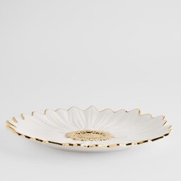 Patera Daisinig z motywem kwiatowym