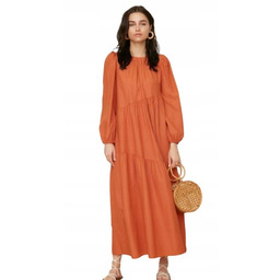 TRENDYOL POMARAŃCZOWA SUKIENKA MIDI Z BUFIASTYMI RĘKAWAMI 36